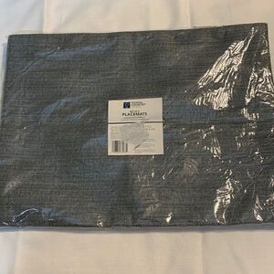 Town & Country set of Four placemats. 100% cotton but look like elegant linen